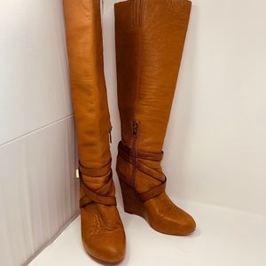 BCBG MAXAZRIA Remy Wedge Boots